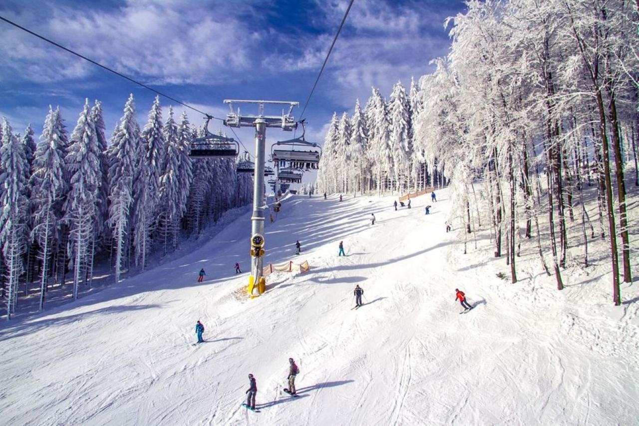 Fun4All-Holidayhome Медебах Екстериор снимка